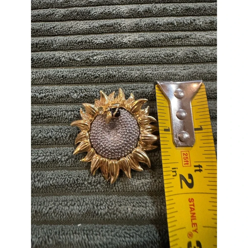 Liz Claibourne Gold Sunflower‎ Brooch Pin with Bee Rhinestone Center